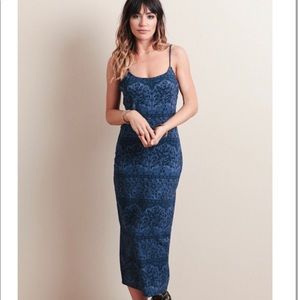 Novella Royale midi dress